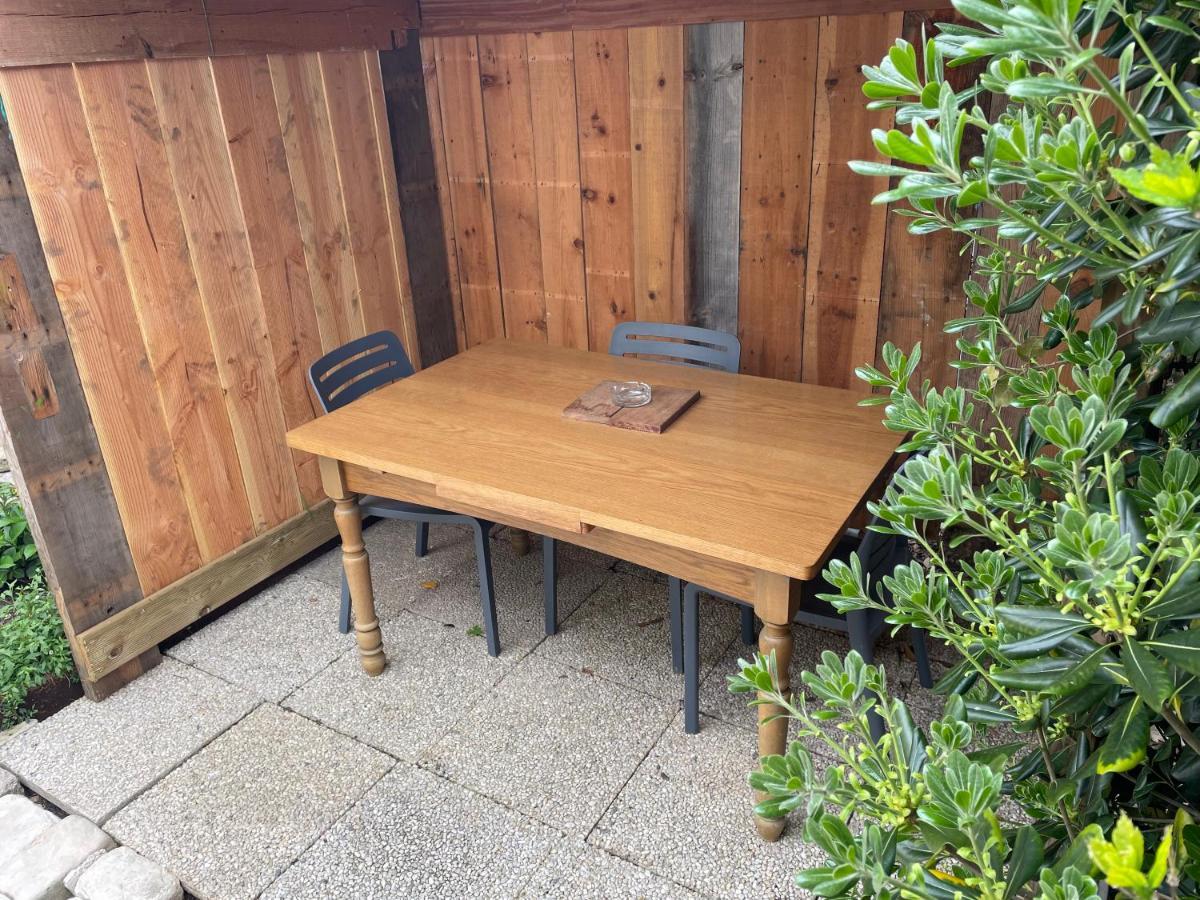לה רושל Maison Independante Avec Jardin, Tres Calme, Centre Ville La Rochelle מראה חיצוני תמונה
